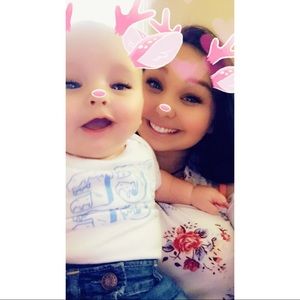 Meet your Posher, Alyson